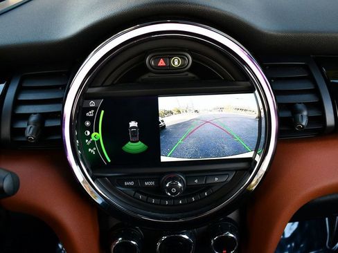 Used 2021 MINI Cooper S image 64