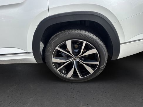 New 2026 Volkswagen Atlas SEL Premium R-Line image 10