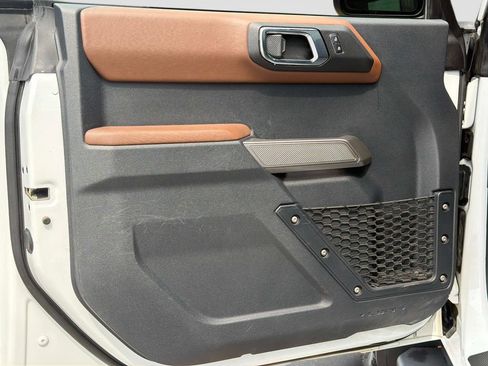 Used 2021 Ford Bronco Outer Banks AWD/4WD image 18