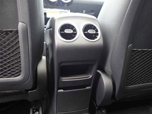 Used 2026 Mercedes-Benz GLA 250 4MATIC image 42