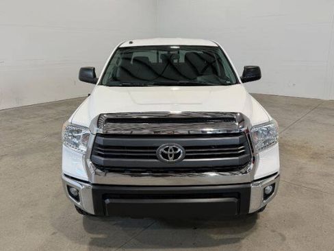 Used 2014 Toyota Tundra SR5 w/ TRD Off Road Package AWD/4WD image 4