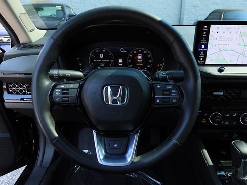 Certified 2025 Honda Accord Touring image 22