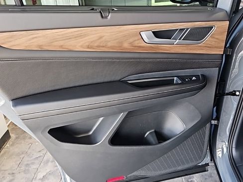 New 2026 Volkswagen Atlas SE AWD/4WD image 23
