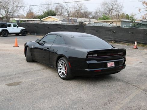 Used 2024 Dodge Charger R/T Scat Pack w/ Plus Group image 3
