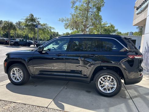 New 2026 Jeep Grand Cherokee Laredo X RWD image 4