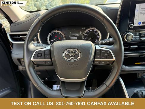 Used 2025 Toyota Highlander XLE AWD/4WD image 14