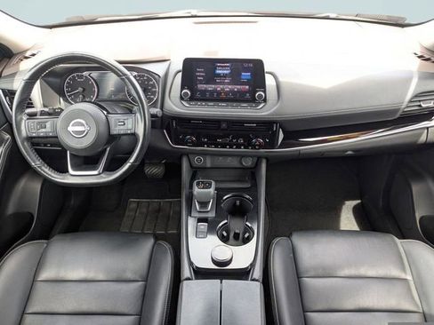 Used 2023 Nissan Rogue SL AWD/4WD image 14