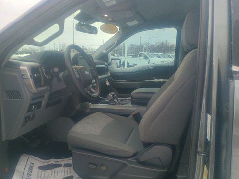 Used 2023 Ford F150 Lightning XLT image 19