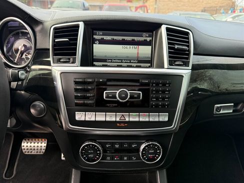 Used 2014 Mercedes-Benz GL 63 AMG 4MATIC image 18