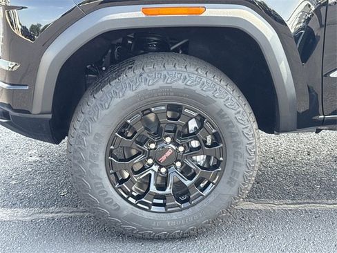 New 2026 GMC Canyon Elevation w/ Convenience Package image 23