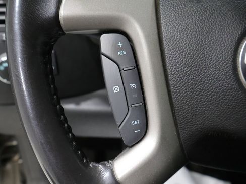 Used 2009 GMC Sierra 1500 SLE w/ Power Pack Plus AWD/4WD image 26