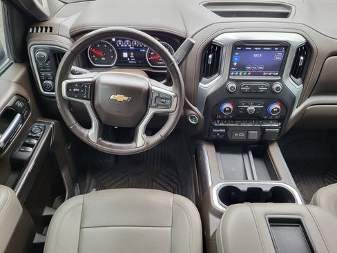 Certified 2022 Chevrolet Silverado 2500 LTZ w/ LTZ Plus Package image 29