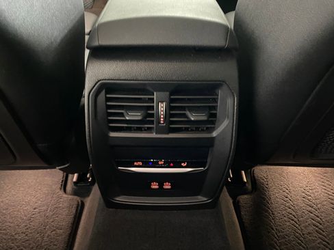 Used 2021 BMW 330i xDrive Sedan w/ Convenience Package image 29