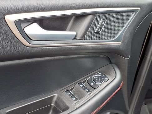 Certified 2024 Ford Edge ST-Line AWD/4WD image 14