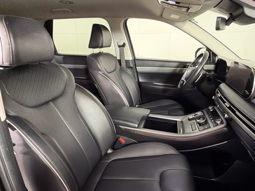 Used 2024 Hyundai Palisade SEL FWD image 18
