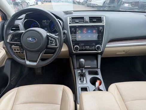 Used 2019 Subaru Outback 3.6R Limited AWD/4WD image 12