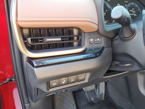 Used 2026 Toyota Grand Highlander AWD Hybrid image 12