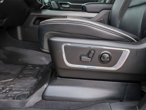 Used 2025 RAM 1500 Laramie image 23
