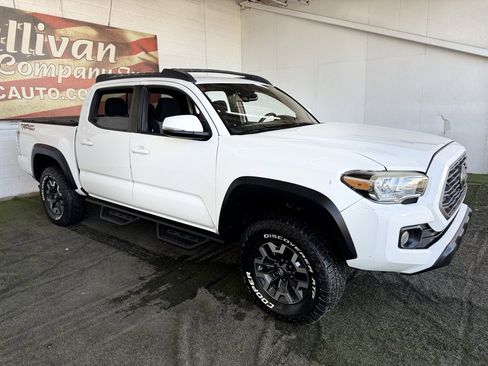 Used 2021 Toyota Tacoma TRD Off-Road image 7