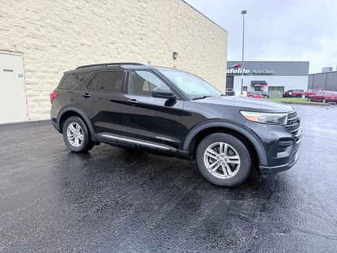 Used 2020 Ford Explorer XLT RWD image 6
