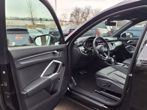 Used 2020 Audi Q3 2.0T Premium image 9