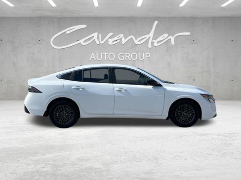 New 2026 Nissan Sentra SV w/ SV Convenience Package FWD image 18