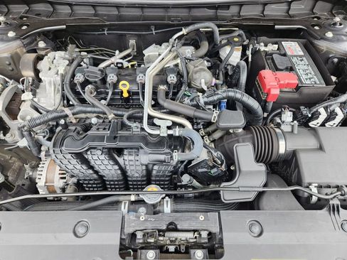 Used 2024 Nissan Altima 2.5 SV FWD image 36