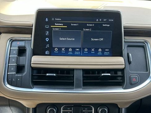 Used 2023 Chevrolet Suburban Premier w/ Advanced Technology Package AWD/4WD image 11