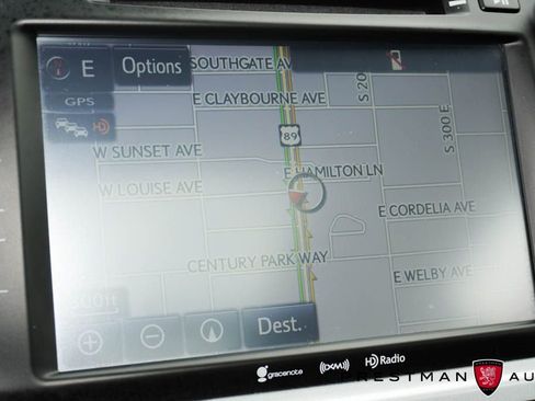 Used 2018 Toyota Highlander Limited Platinum AWD/4WD image 10