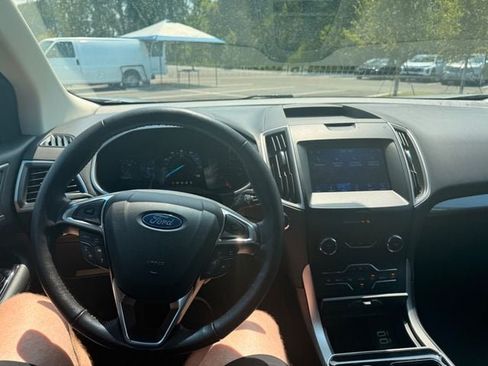 Used 2020 Ford Edge SEL w/ Convenience Package FWD image 7