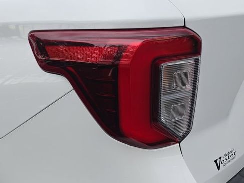 Used 2020 Ford Explorer ST w/ Premium Technology Package image 36