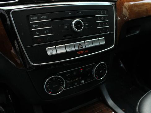 Used 2018 Mercedes-Benz GLS 450 4MATIC w/ Premium Package image 35