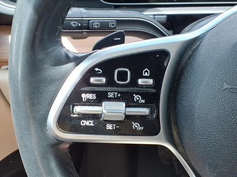 Used 2021 Mercedes-Benz GLE 350 4MATIC image 22