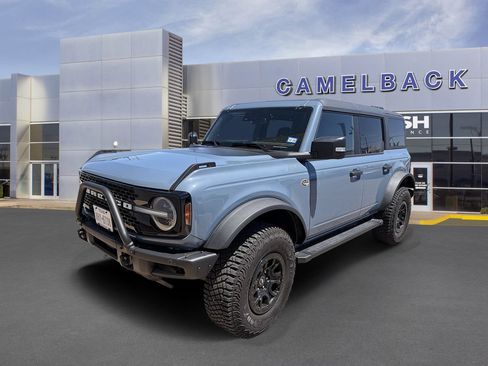 Used 2024 Ford Bronco Wildtrak AWD/4WD image 2