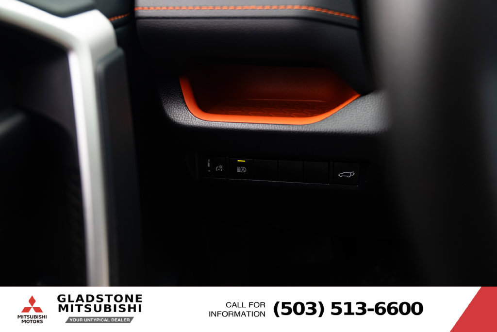 Used 2019 Toyota RAV4 Adventure AWD/4WD image 14