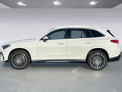 Certified 2024 Mercedes-Benz GLC 300 4MATIC image 2