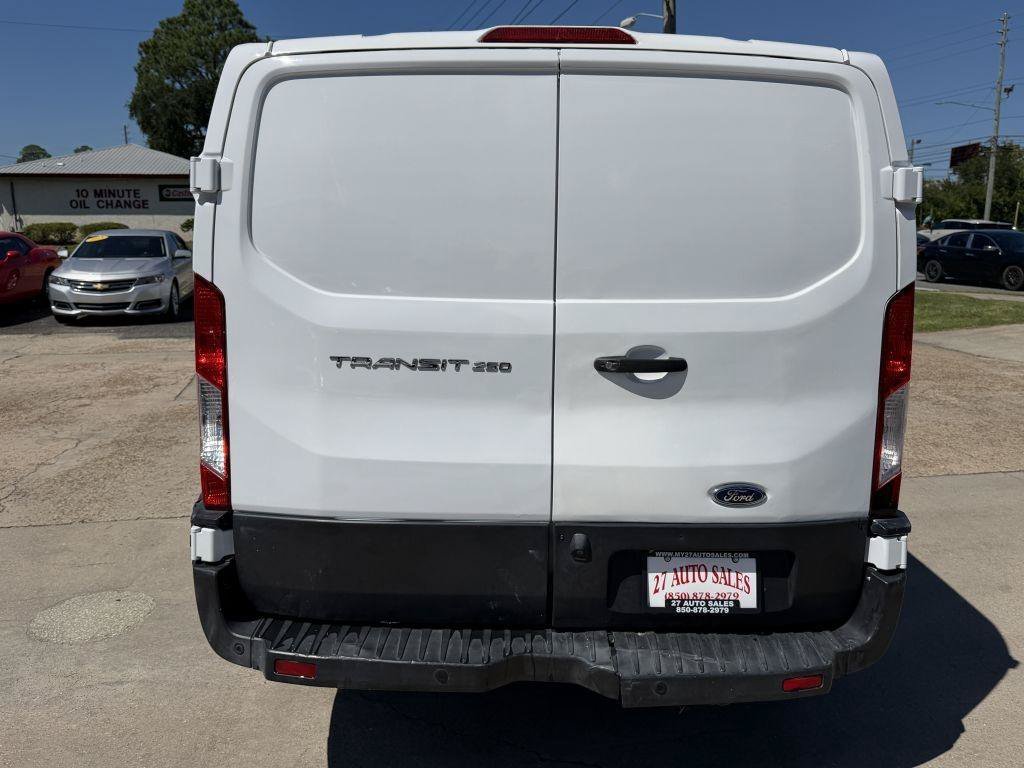 Used 2019 Ford Transit 250 130 Low Roof RWD image 8