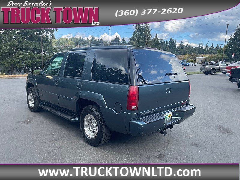 Used 1999 GMC Yukon Denali AWD/4WD image 3