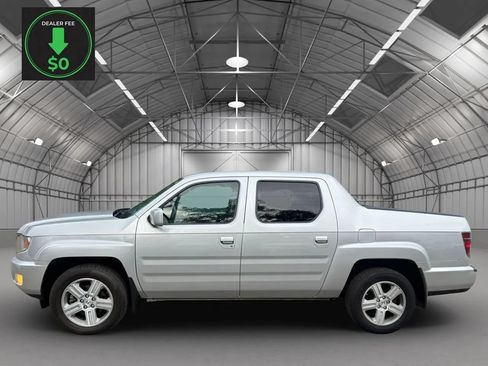 Used 2013 Honda Ridgeline RTL image 2