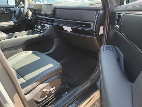 New 2026 Hyundai Santa Fe Calligraphy image 7