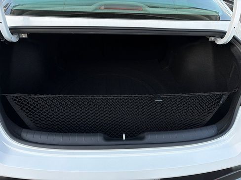 Used 2025 Hyundai Elantra SEL image 23