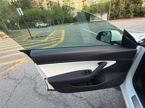 Used 2020 Tesla Model 3 Long Range image 37