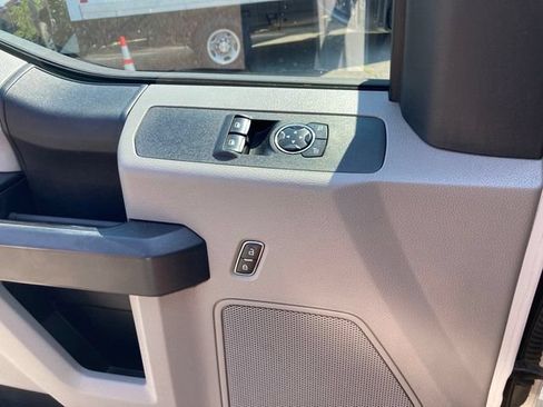Used 2018 Ford F350 XL w/ Power Equipment Group AWD/4WD image 14