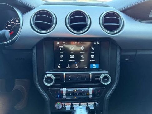 Used 2018 Ford Mustang Premium RWD image 43