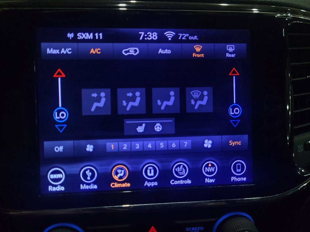 Used 2019 Jeep Grand Cherokee Laredo AWD/4WD image 25
