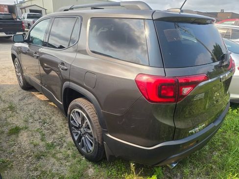 Used 2019 GMC Acadia SLT AWD/4WD image 4