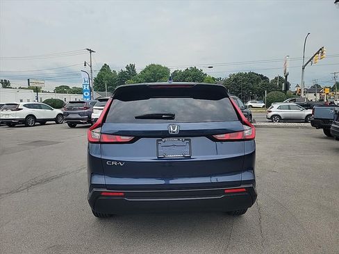 Used 2024 Honda CR-V EX image 4