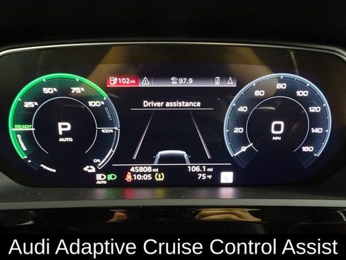 Used 2019 Audi e-tron Prestige w/ Prestige Package image 30