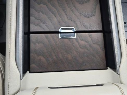 Used 2021 GMC Yukon XL Denali image 19