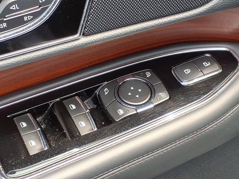 Used 2022 Lincoln Navigator Reserve AWD/4WD image 19